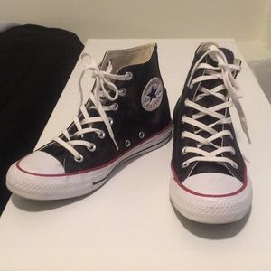 Black high top converse